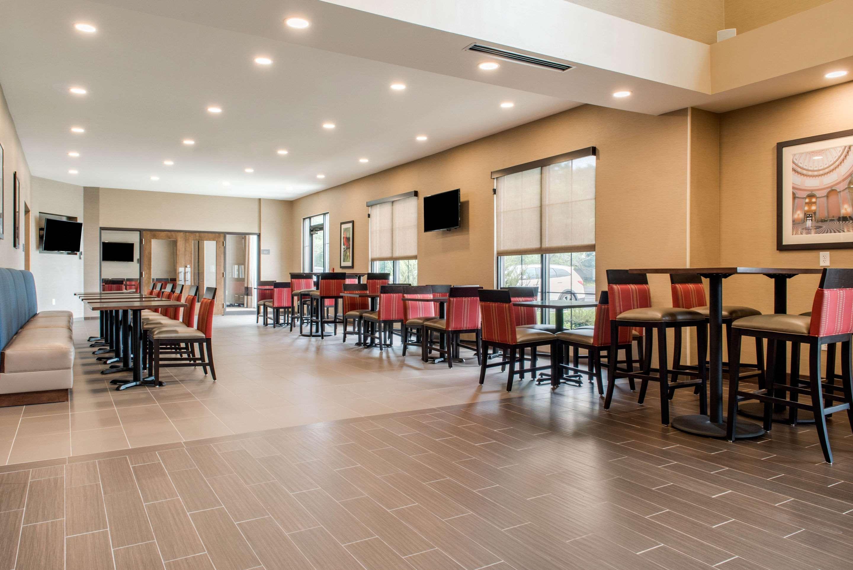 Hotel Comfort Airport